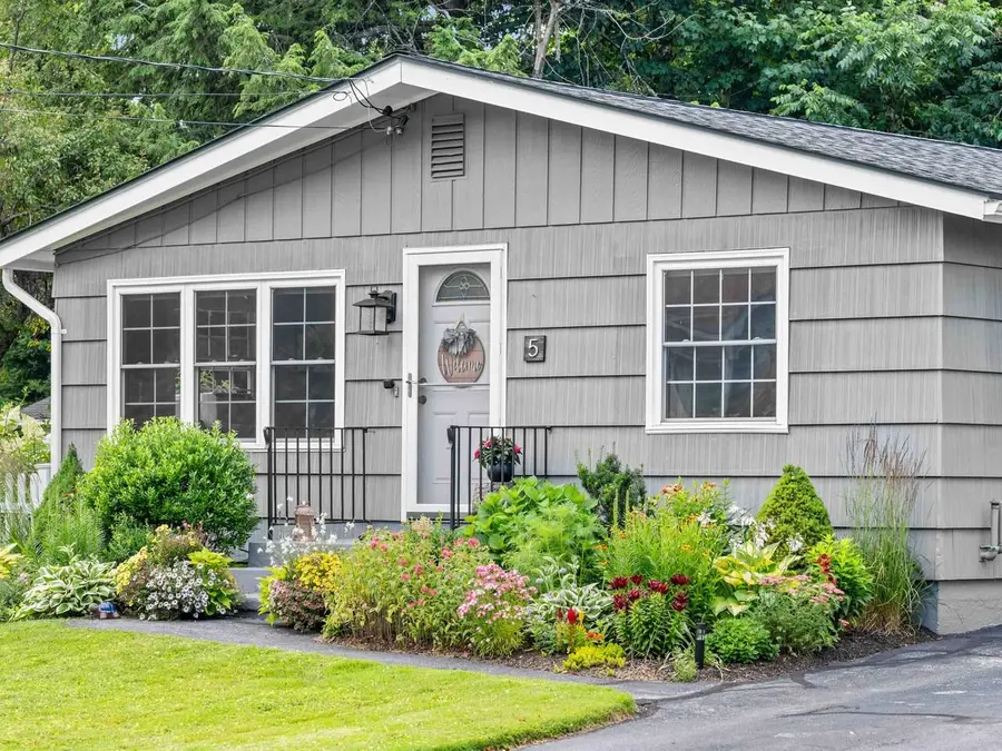 5 Spruce Lane, Barre, VT 05641 - #3