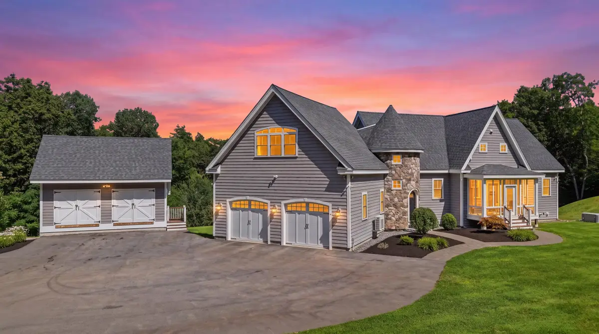 4 South Grater Road, Merrimack, NH 03054 - #1