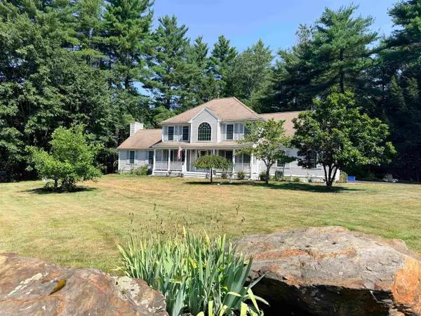 35 Cherrywood Drive, Dover, NH 03820