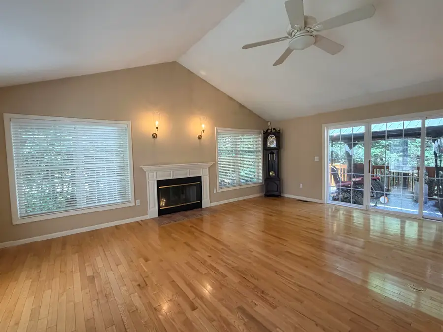 35 Cherrywood Drive, Dover, NH 03820 - #2