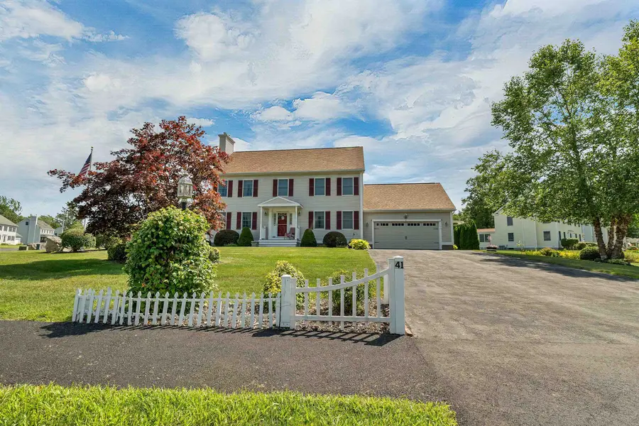 41 Viola Circle, Seabrook, NH 03847 - #2