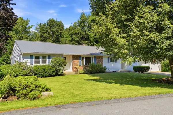 27 Bolic Street, Nashua, NH 03062
