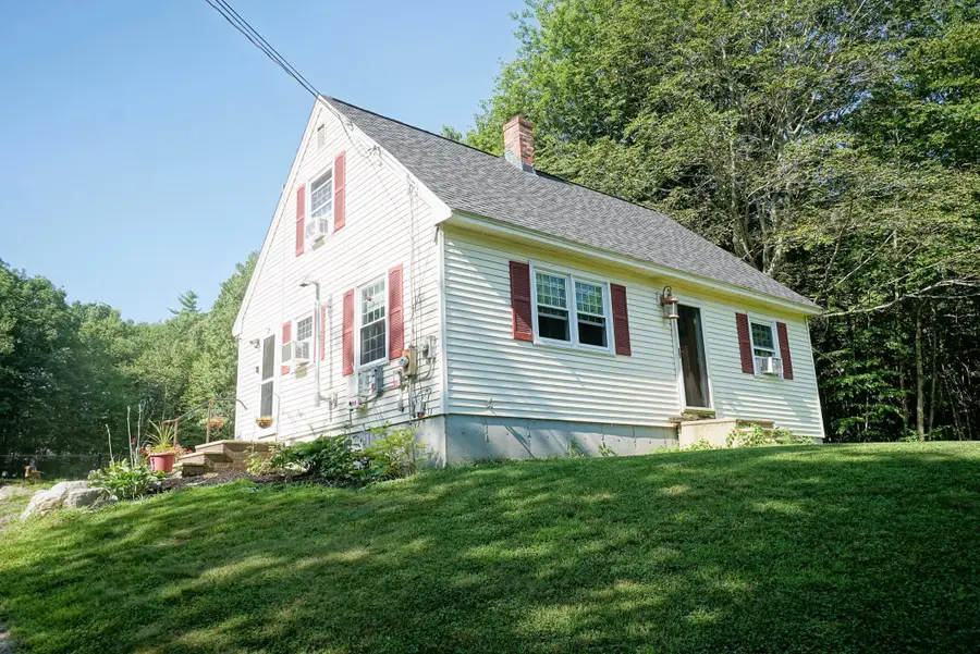 90 Green Road, Raymond, NH 03077 - #3