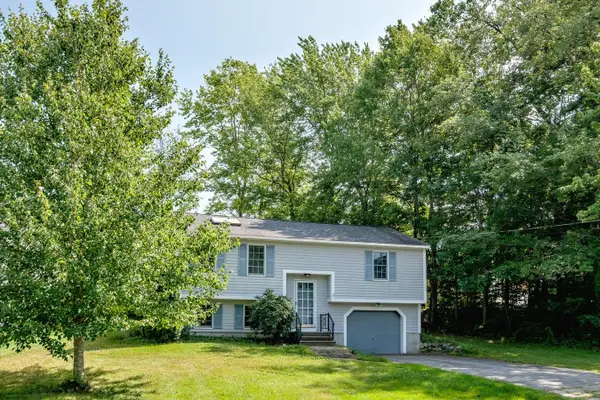 5 Ledgeview Drive, Rochester, NH 03839