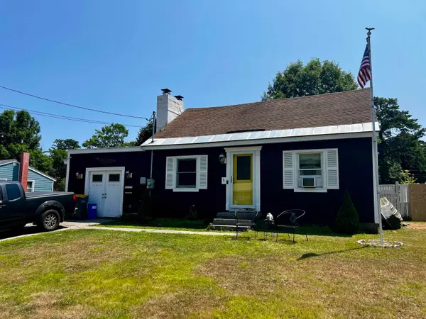 5 Russell Street, Rochester, NH 03867