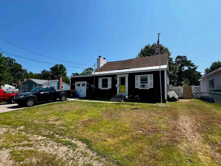 5 Russell Street, Rochester, NH 03867 - #2