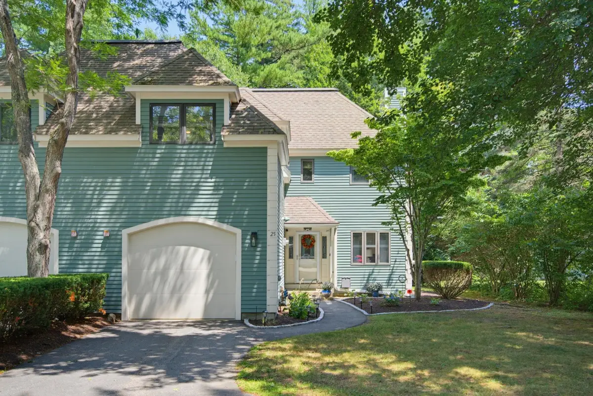25 Clearwater Drive, Dover, NH 03820 - #1