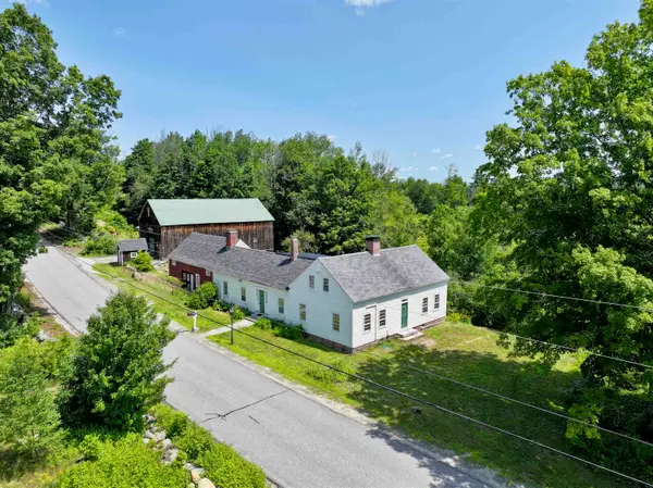 558 East Deering Road, Deering, NH 03244