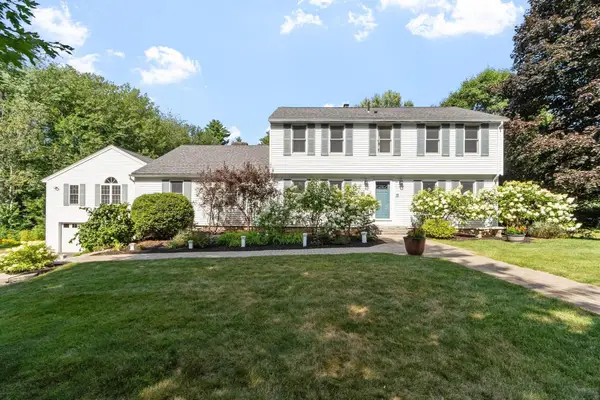 19 Randall Lane, Hampstead, NH 03841