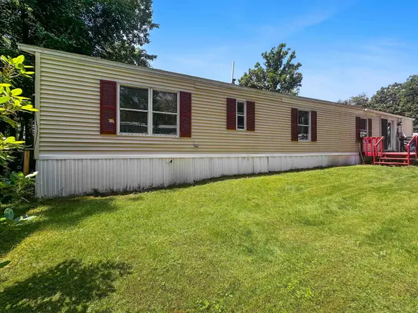 3 Monroe Avenue, Allenstown, NH 03275