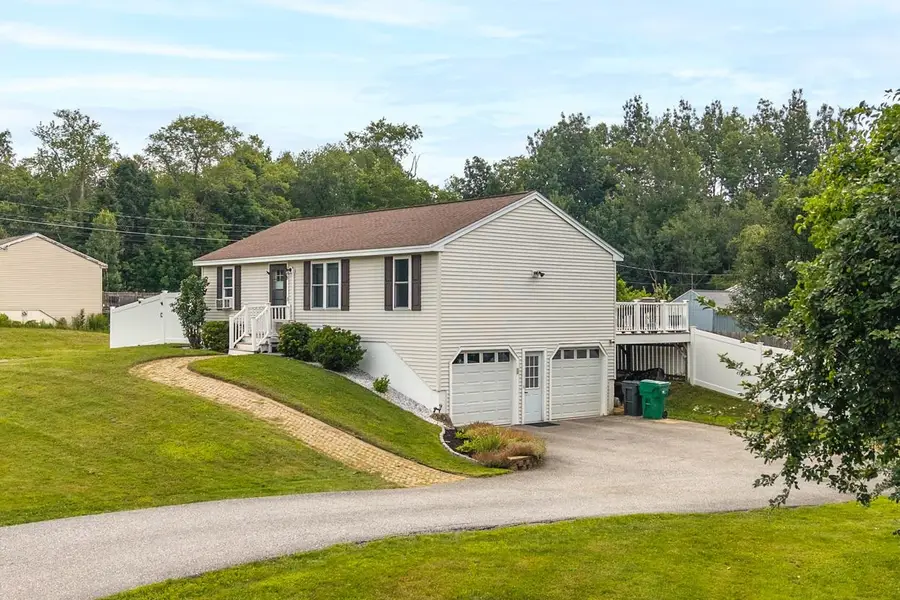 8 Brandywine Drive, East Kingston, NH 03827 - #3