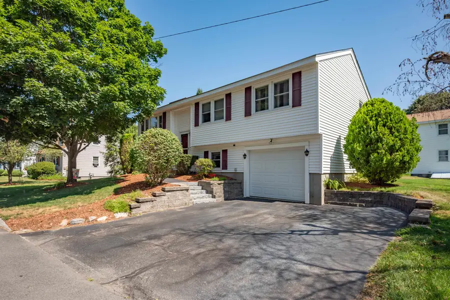 3 Copperfield Drive, Nashua, NH 03062 - #3