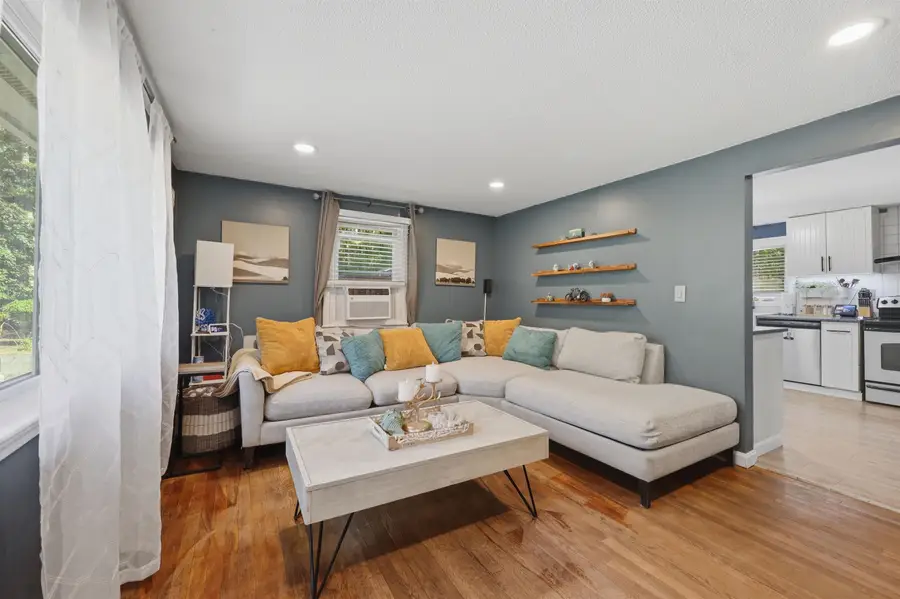 43 Seaverns Bridge Road, Merrimack, NH 03054 - #3