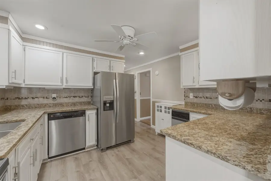 36 Cheyenne Drive, Nashua, NH 03063-3527 - #3