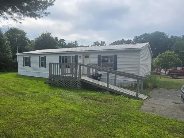 123 Hepatica Lane, Charlestown, NH 03603