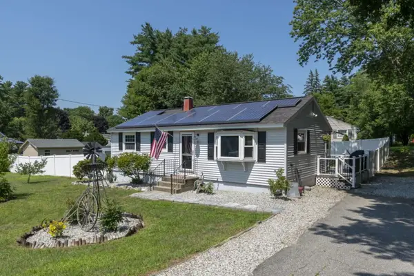 1 Mayflower Drive, Merrimack, NH 03054