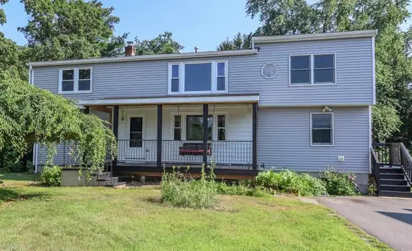 1 Gumpas Hill Road, Pelham, NH 03076