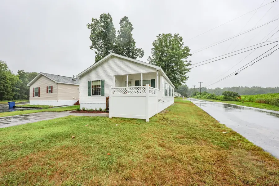 545 Elm Street #1, Milford, NH 03055 - #3