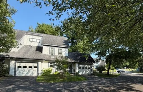 144 Hayes Avenue, South Burlington, VT 05403