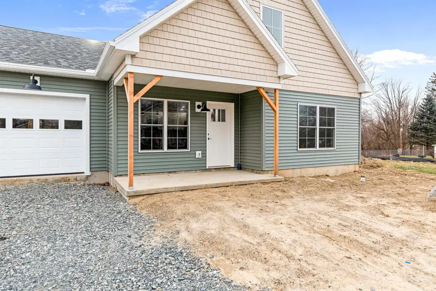 32 Upper Gilman Street #7, Saint Albans, VT 05478 - #2
