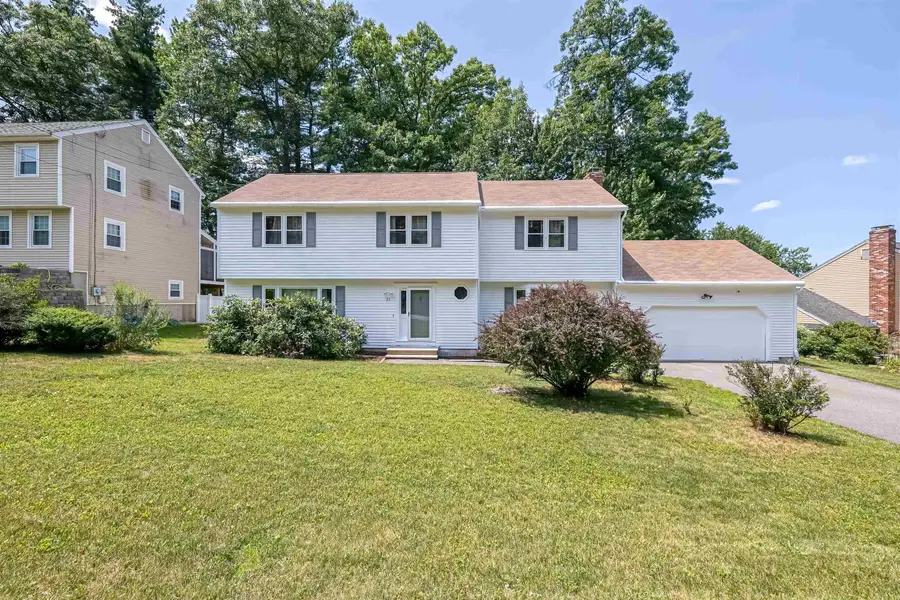 21 Clearview Drive, Nashua, NH 03062 - #2