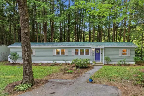 64 Evergreen Lane, Hopkinton, NH 03229