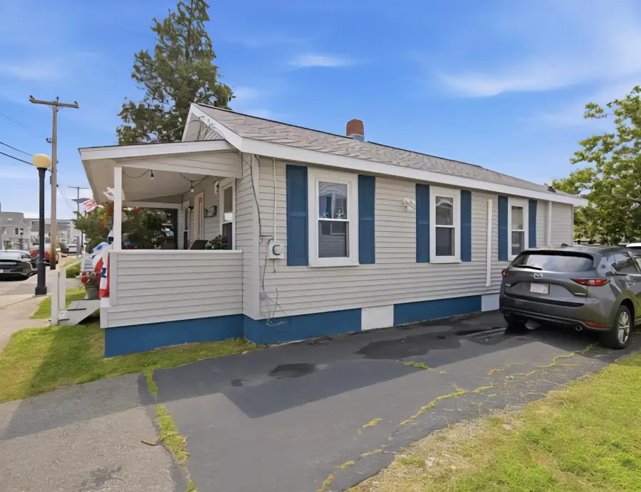 51 Highland Avenue, Hampton, NH 03842 - #3