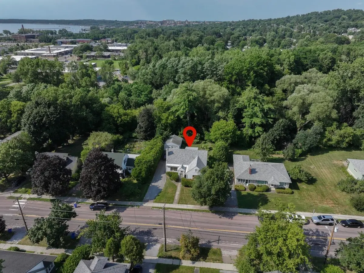 374 Flynn Avenue, Burlington, VT 05401-1329 - #1