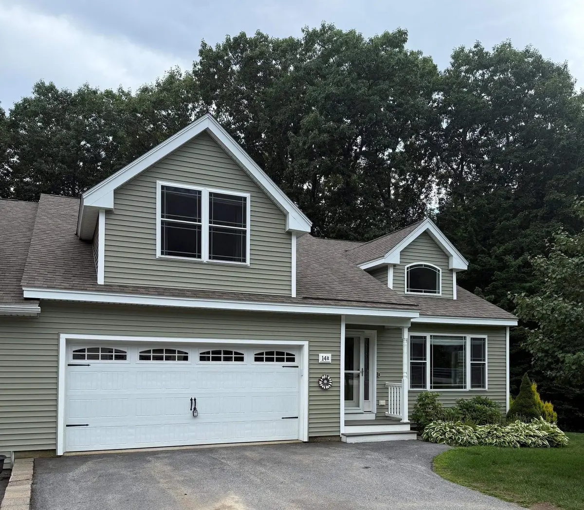 14R Indian Hill Road, Derry, NH 03038 - #1