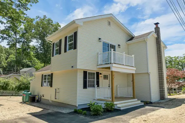 2 Dennison Avenue, Salem, NH 03079