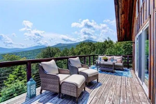 719 Roundabout Road, Killington, VT 05751