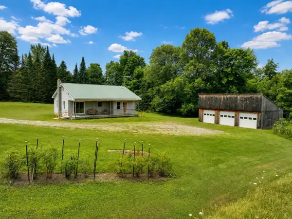 150 Piney Woods Road, Monkton, VT 05469