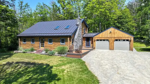 547 Cobble Road, New Haven, VT 05472
