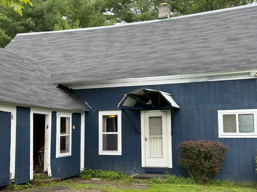 48 School Street, Springfield, VT 05150 - #2