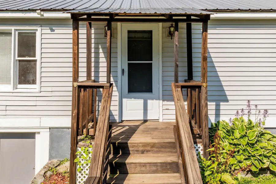 10 Swan Street, Newport, NH 03782 - #3