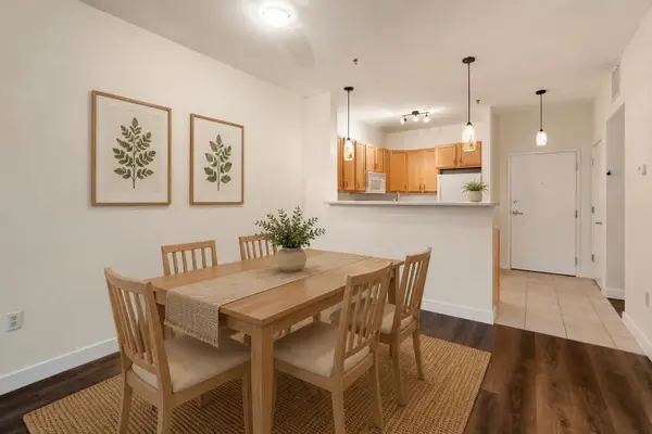 370 Farrell Street #114, South Burlington, VT 05403