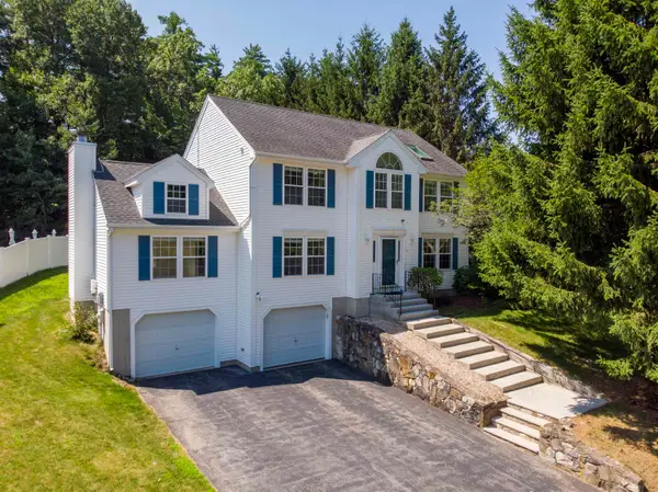 11 Wintergreen Drive, Merrimack, NH 03054