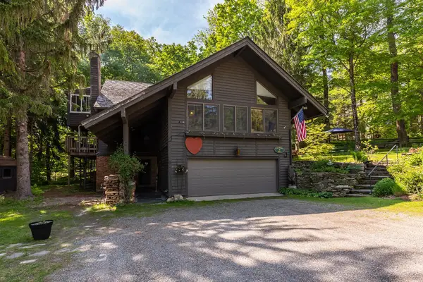 11 Founders Hill Road, Winhall, VT 05155