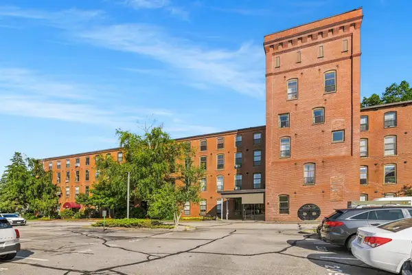156 Front Street #217, Exeter, NH 03833