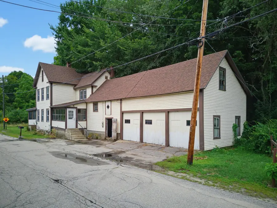 28 River Street, Hillsborough, NH 03280 - #3