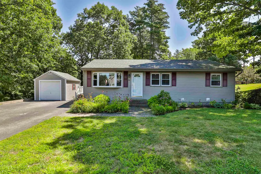 61 Knollcrest Road, Goffstown, NH 03045 - #2