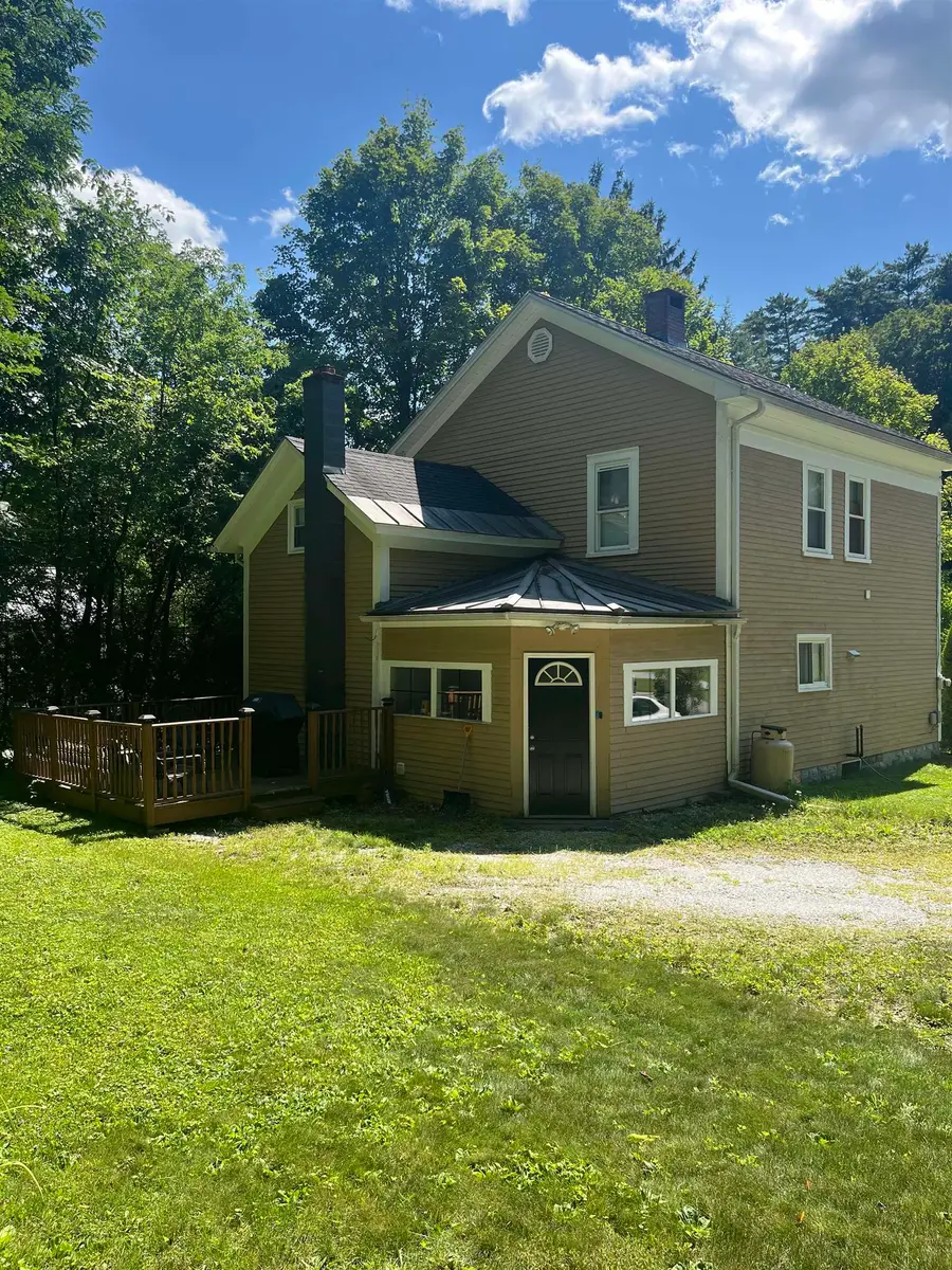24 Pleasant Street, Proctor, VT 05765 - #3