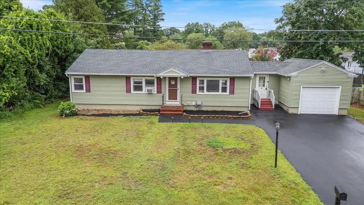 4 Linda Street, Salem, NH 03079 - #1