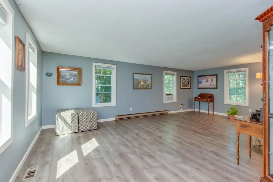 39 Evergreen Circle, Henniker, NH 03242-3174 - #3