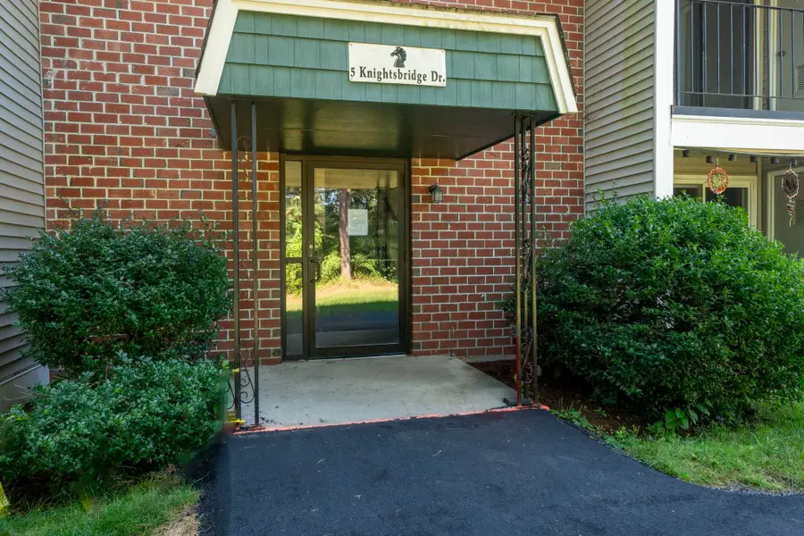 5 Knights Bridge Drive #K207, Nashua, NH 03063 - #3