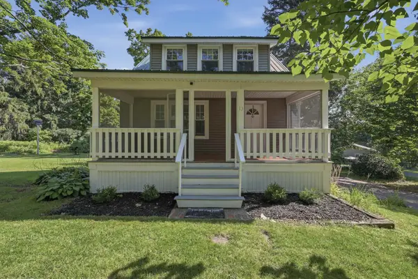 13 East Road, Plaistow, NH 03865