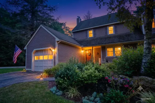 25 Villager Road, Chester, NH 03036