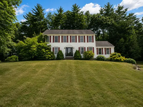 25 Jessica Drive, Merrimack, NH 03054