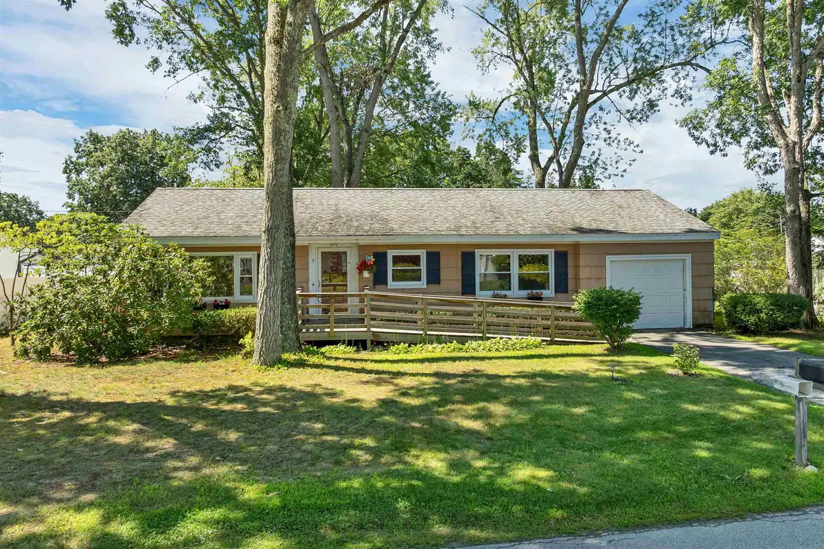 9 Bond Street, Hudson, NH 03051 - #1