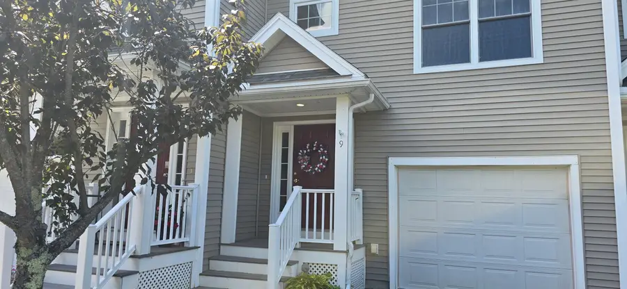 131 Court Street #9, Exeter, NH 03833 - #2